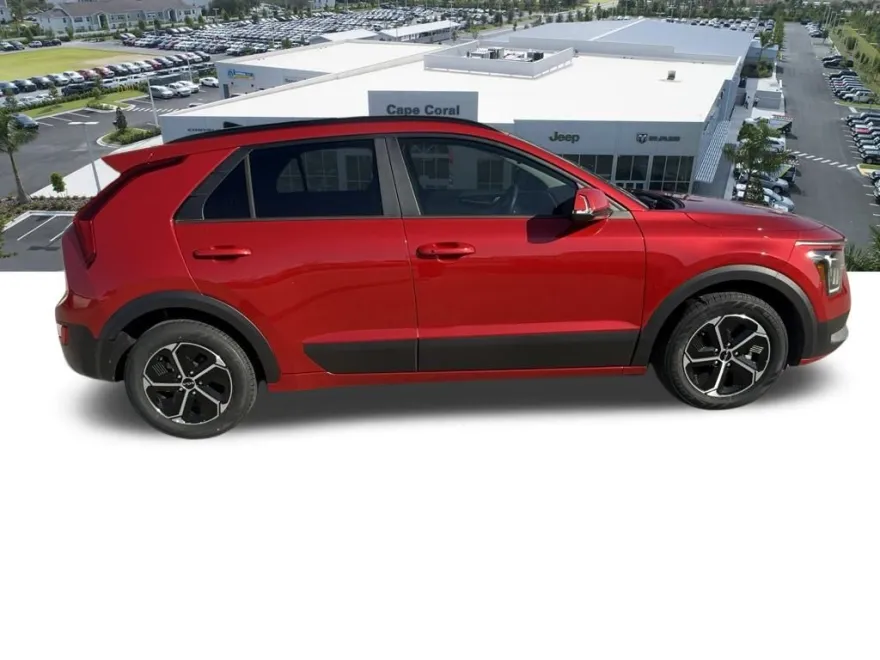 2024 Kia Niro EX photo 1