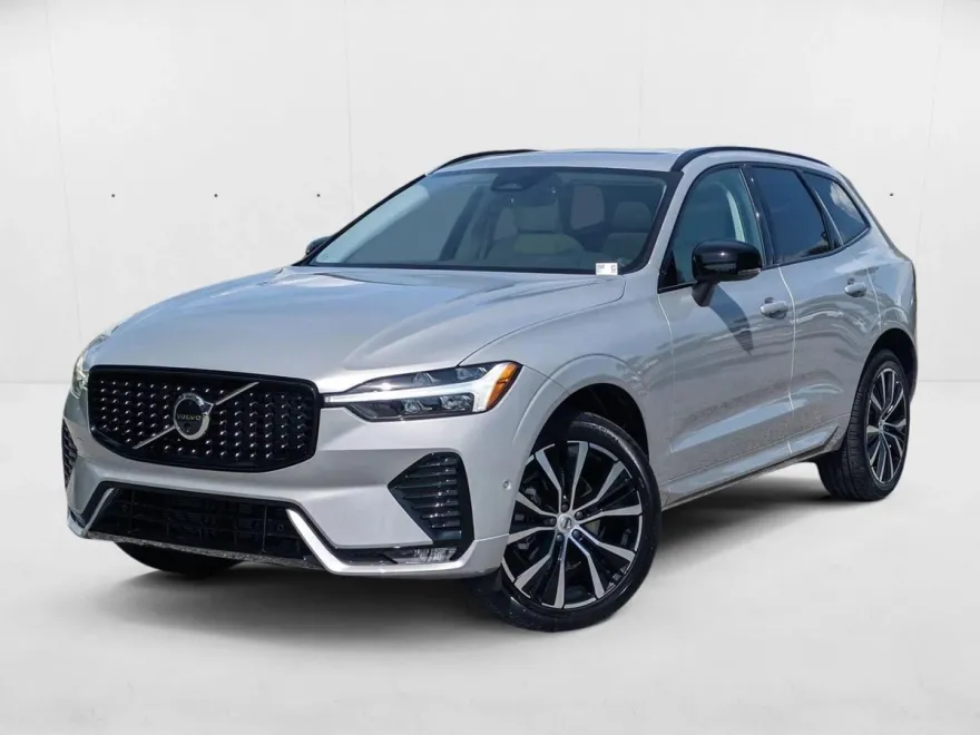 2025 Volvo XC60 B5 Plus photo 1