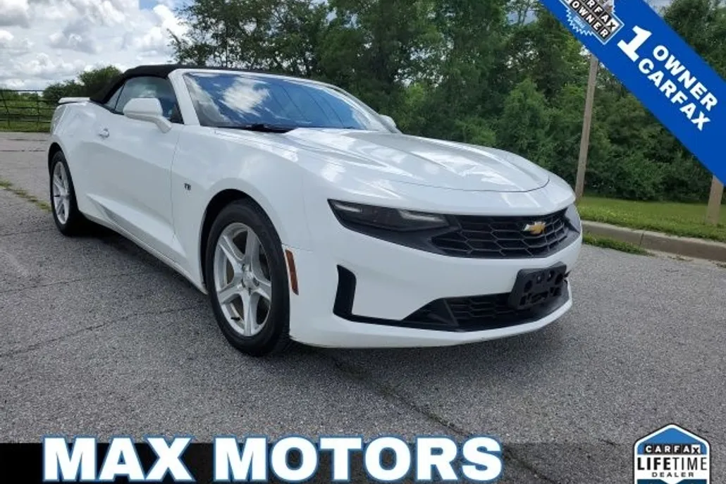 2020 Chevrolet Camaro 1LT photo 1