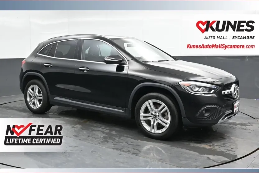 2023 Mercedes Benz GLA 250 photo 1