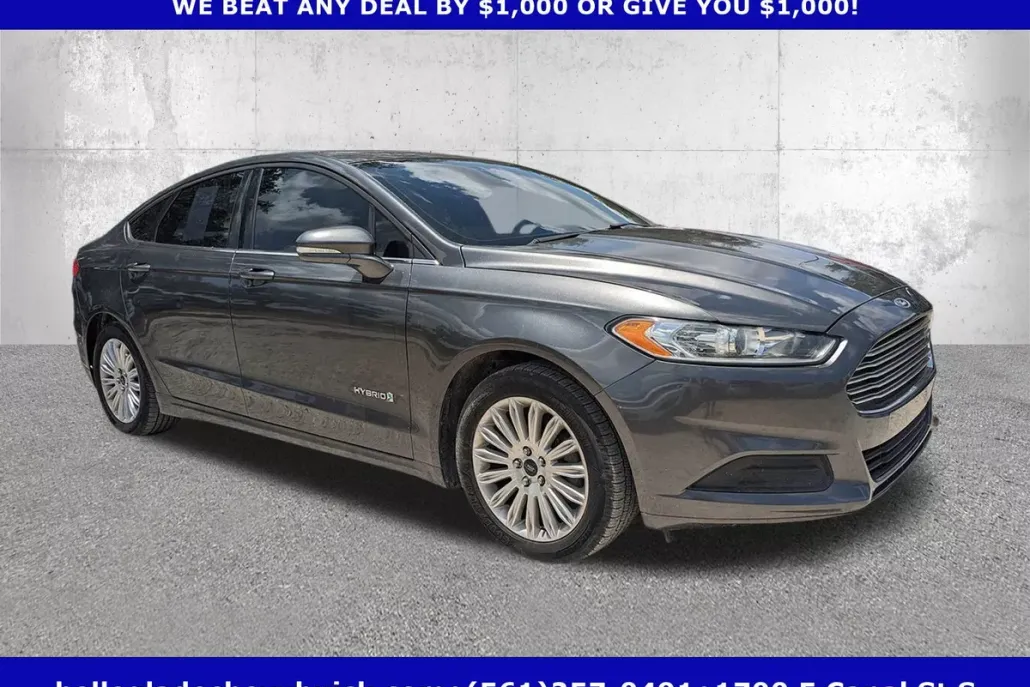 2015 Ford Fusion Hybrid SE photo 1