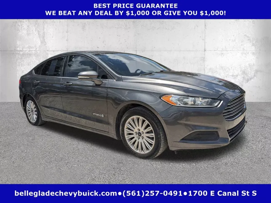2015 Ford Fusion Hybrid SE photo 1