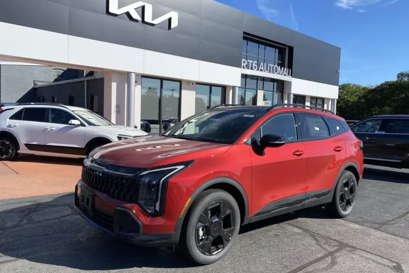 2026 Kia Sportage X-Line photo 1