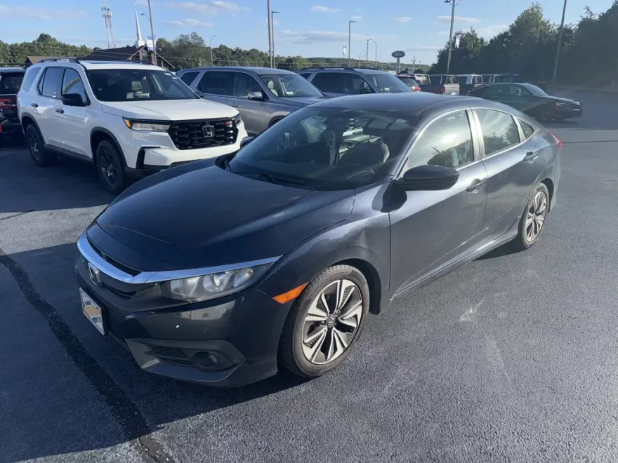 2017 Honda Civic EX-L photo 1
