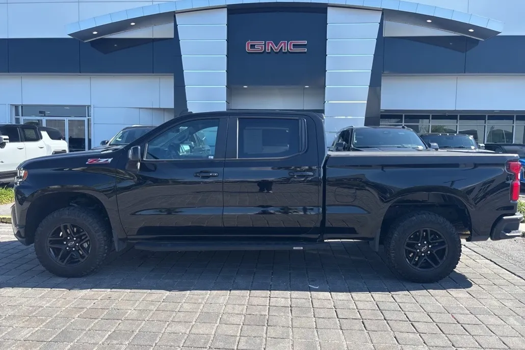 2021 Chevrolet Silverado 1500 LT Trail Boss photo 1