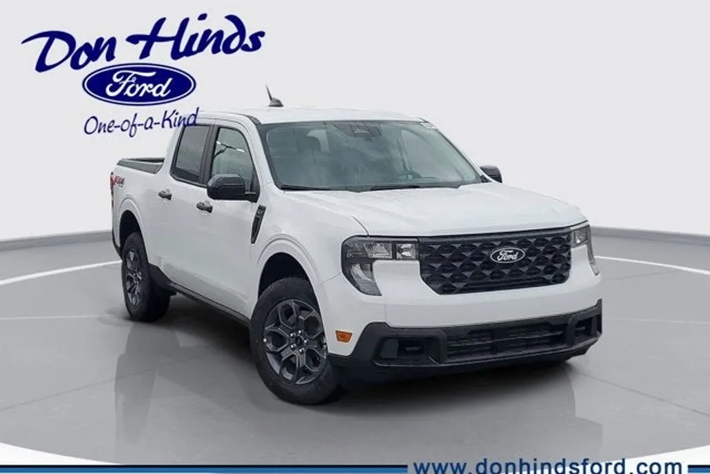 2025 Ford Maverick XLT photo 1