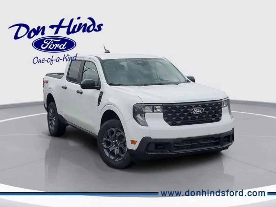 2025 Ford Maverick XLT photo 1