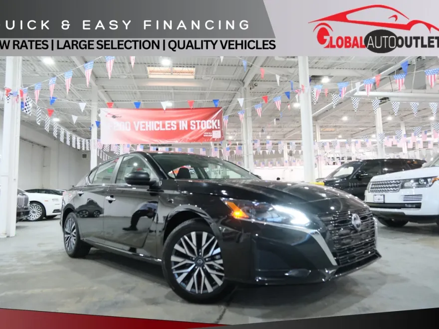 2025 Nissan Altima SV photo 1