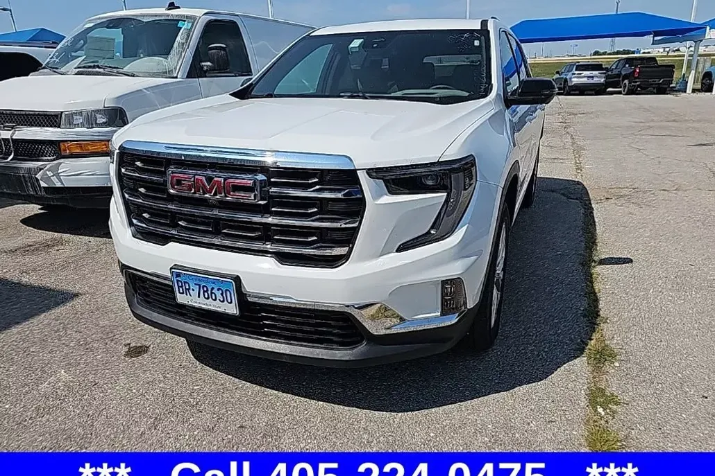 2024 Gmc Acadia Elevation photo 1