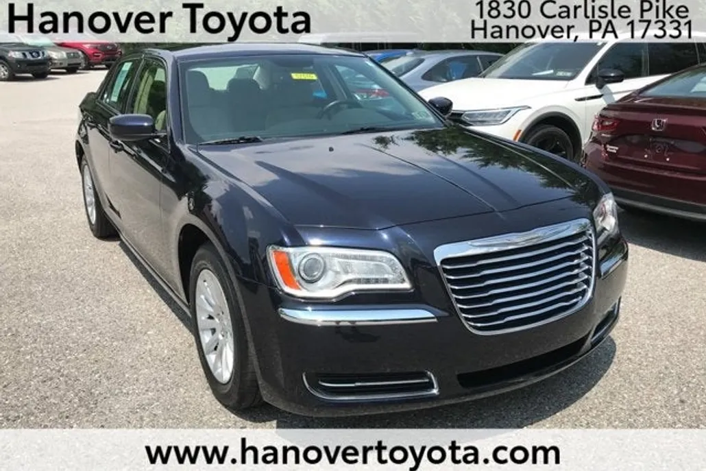 2012 Chrysler 300 Base photo 1