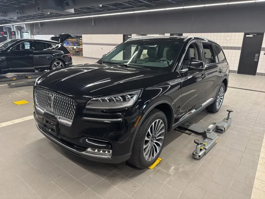 2020 Lincoln Aviator Reserve photo 1