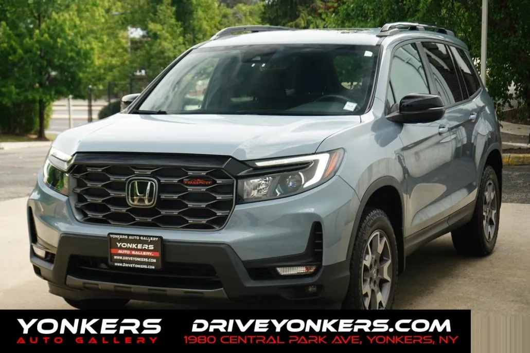 2023 Honda Passport TrailSport photo 1