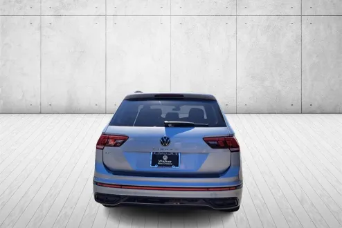 2023 Volkswagen Tiguan SE R-Line Black photo 3