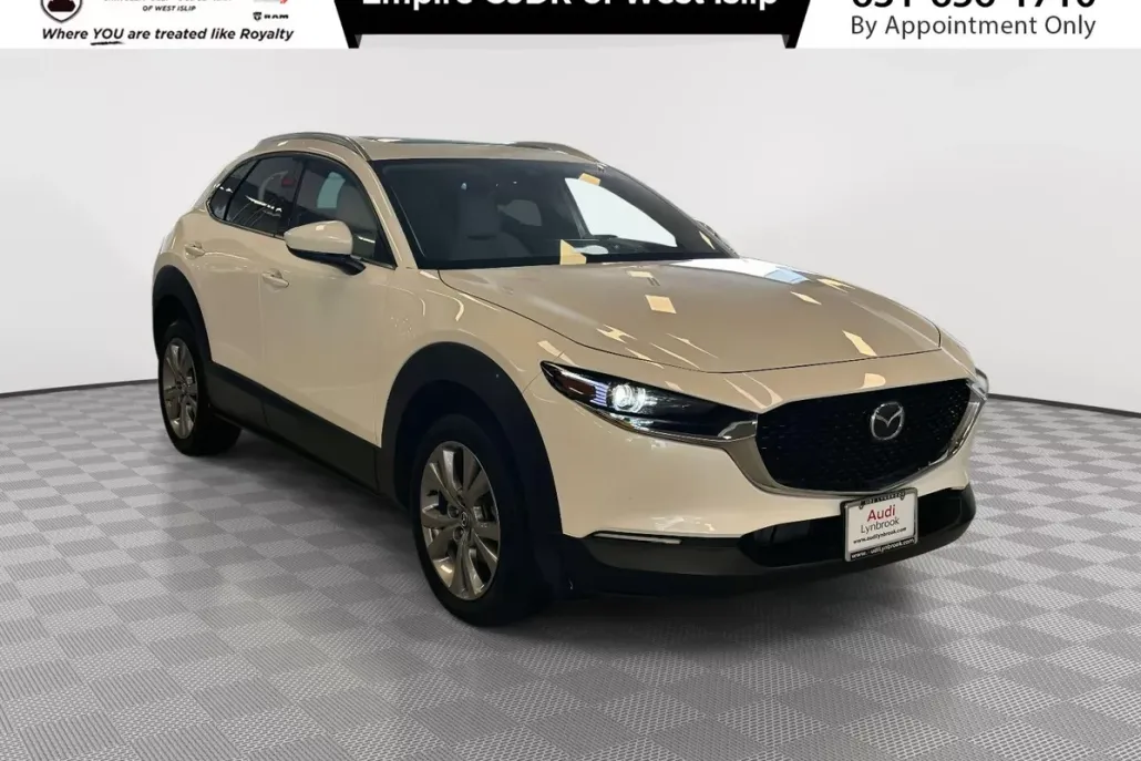 2022 Mazda CX-30 Premium photo 1