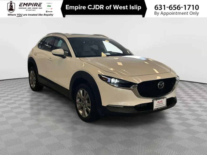 2022 Mazda CX-30 Premium photo 1