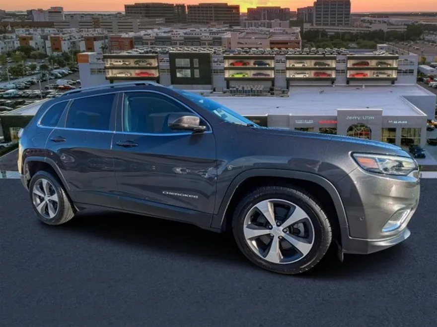 2019 Jeep Cherokee Limited photo 1