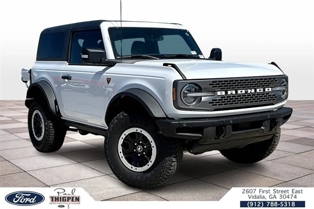 2024 Ford Bronco Badlands photo 1