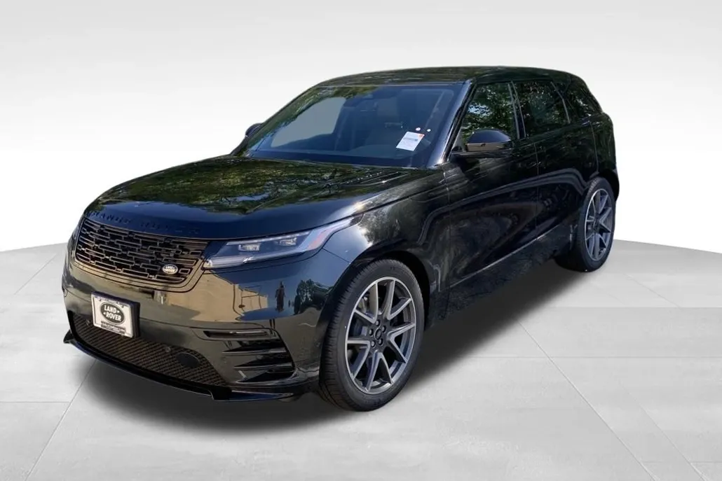 2026 Land Rover Range Rover Velar SE photo 1