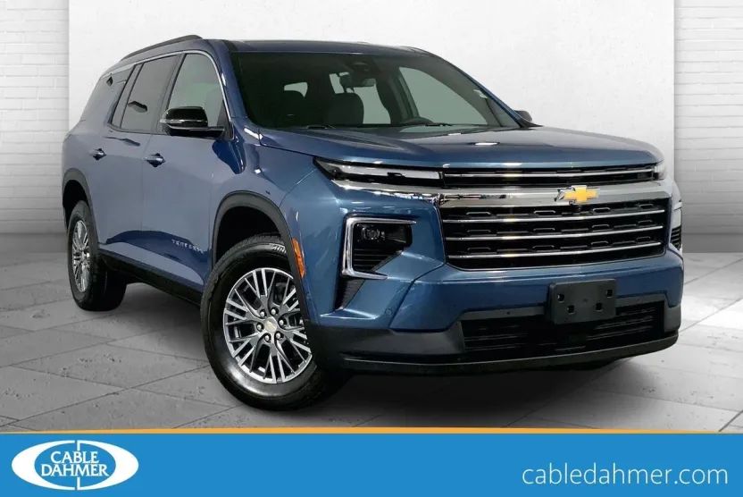 2025 Chevrolet Traverse photo 1