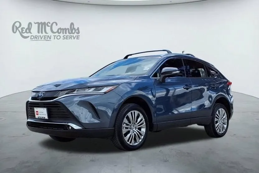 2023 Toyota Venza XLE photo 1