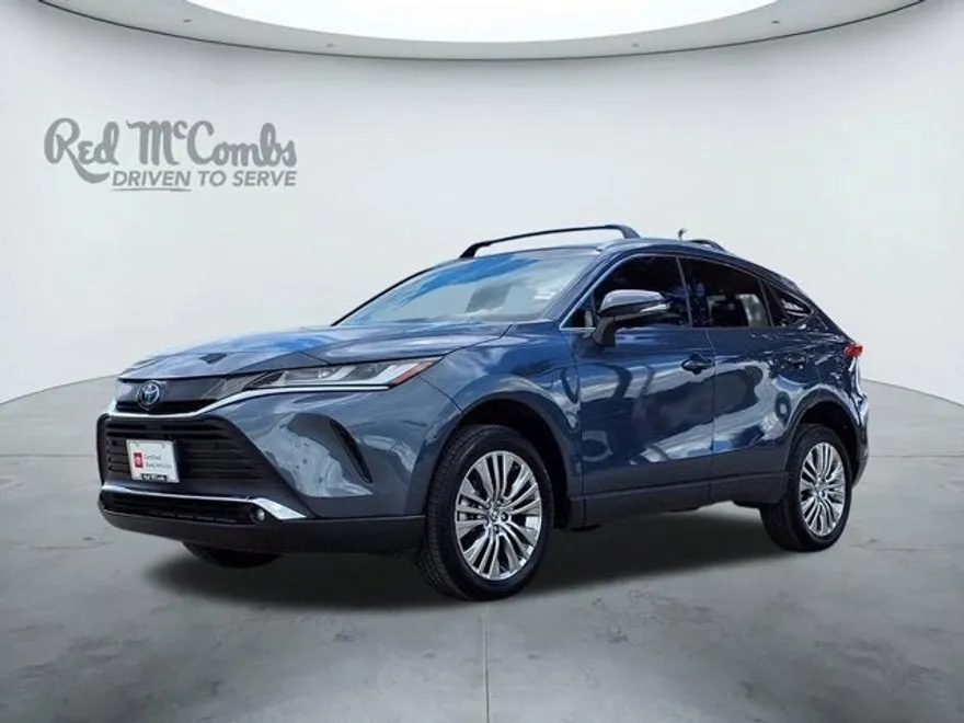 2023 Toyota Venza XLE photo 1