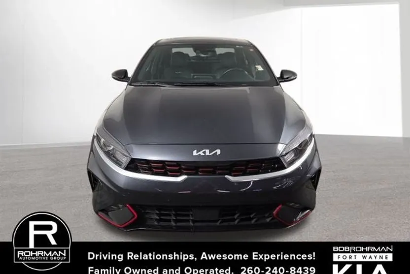2023 Kia Forte GT-Line photo 1