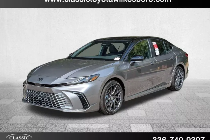 2025 Toyota Camry XSE photo 1