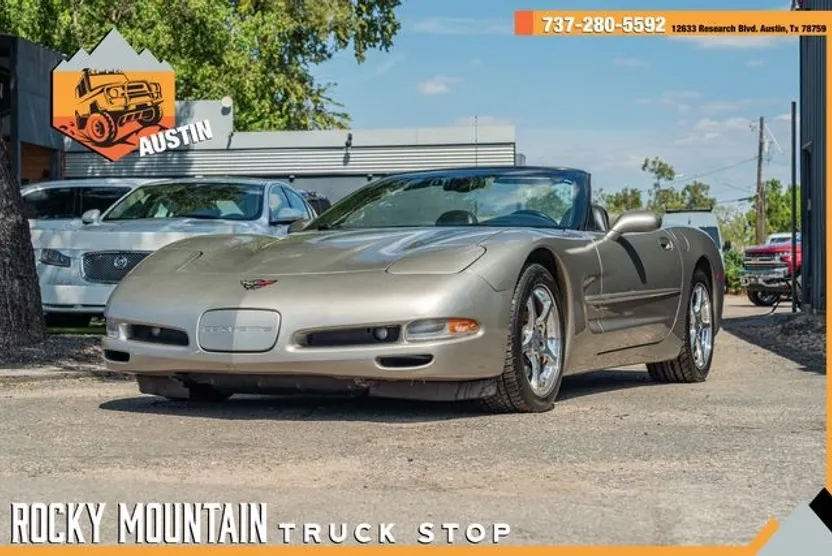2002 Chevrolet Corvette photo 1