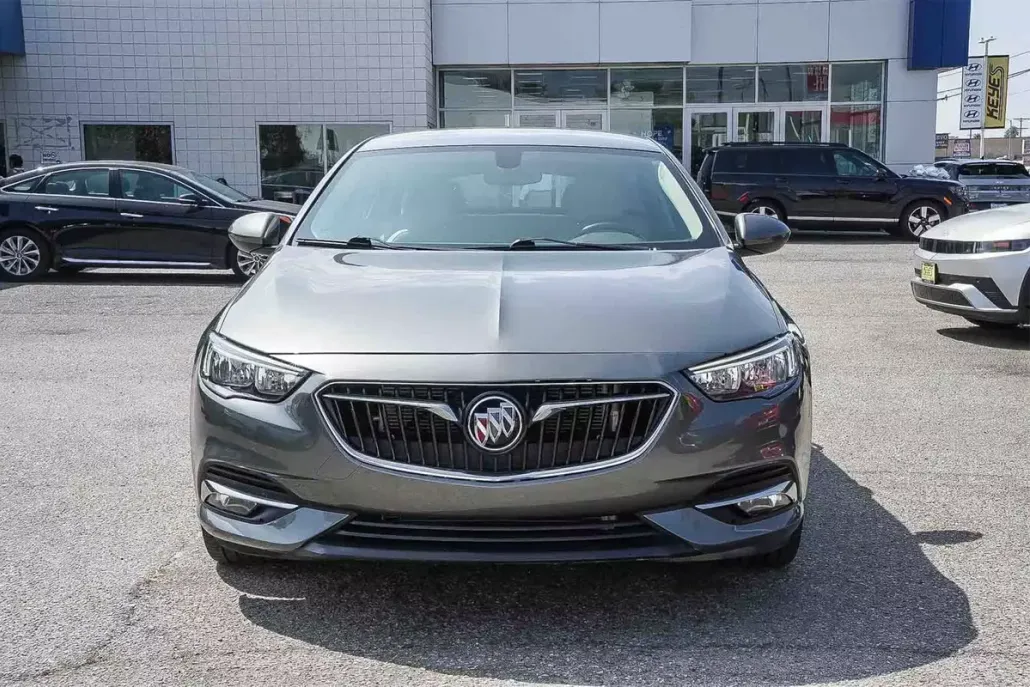 2019 Buick Regal Sportback Essence photo 1