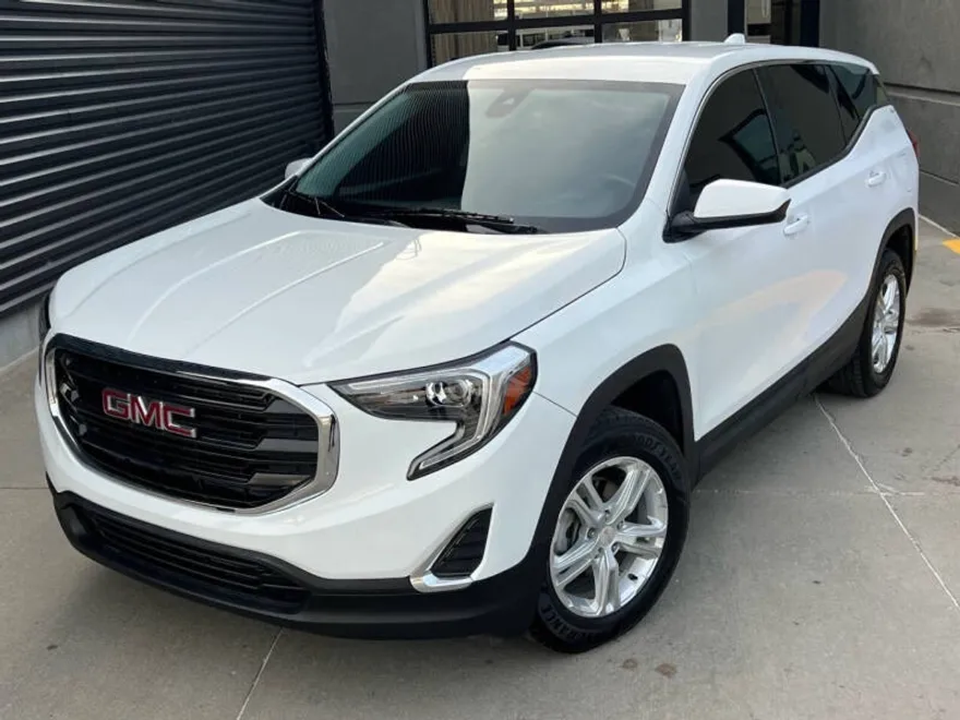 2020 Gmc Terrain SLE photo 1