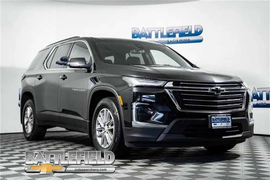 2023 Chevrolet Traverse Cloth photo 1
