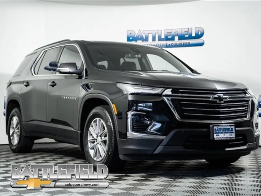 2023 Chevrolet Traverse Cloth photo 1
