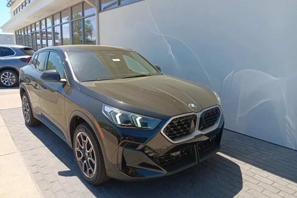 2025 Bmw X2 xDrive28i photo 1