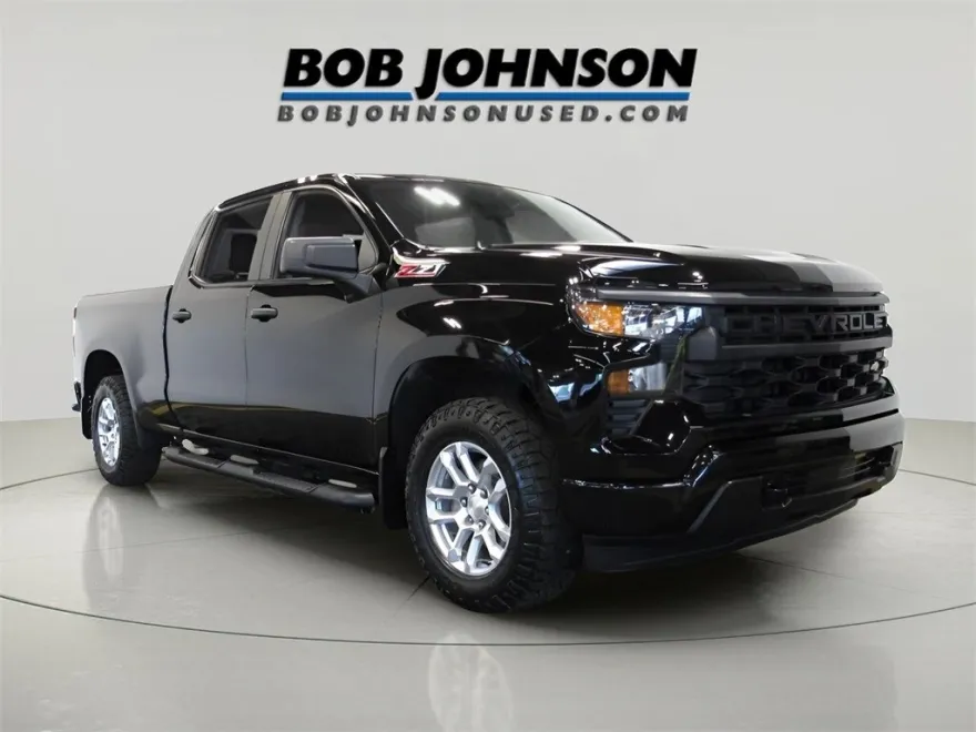 2023 Chevrolet Silverado 1500 photo 1