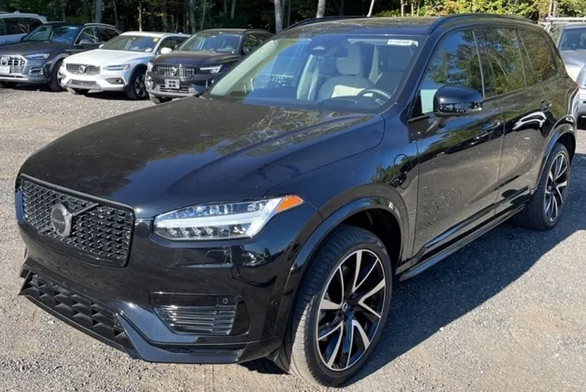 2023 Volvo XC90 Recharge Ultimate photo 1