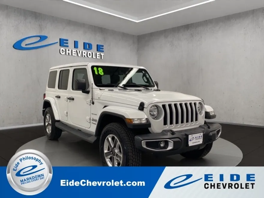 2018 Jeep Wrangler Unlimited Sahara photo 1