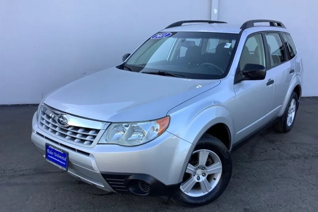 2011 Subaru Forester 2.5X photo 1