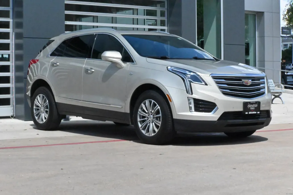2017 Cadillac XT5 Luxury photo 1
