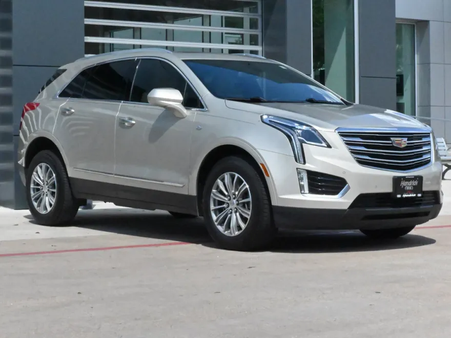 2017 Cadillac XT5 Luxury photo 1