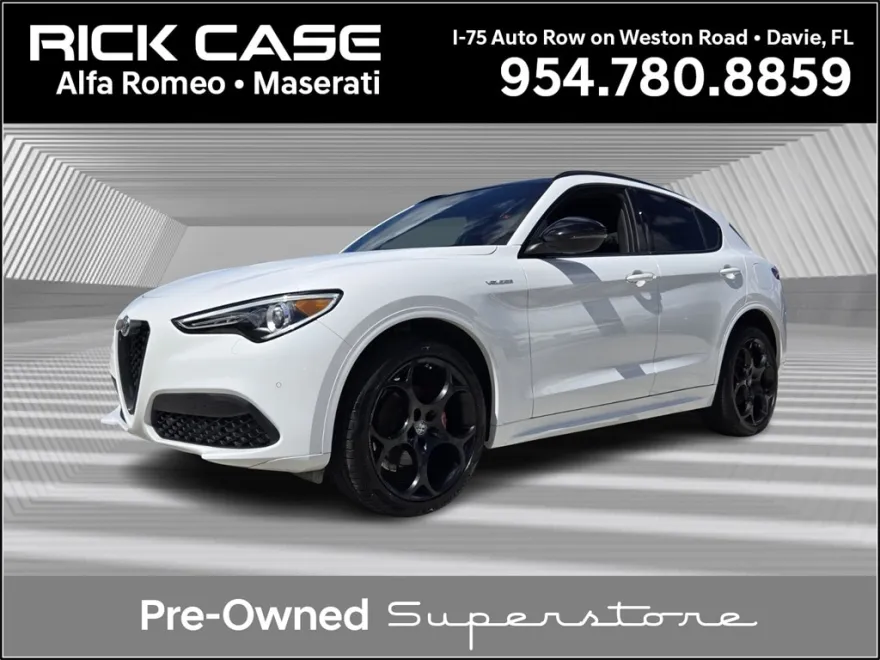 2022 Alfa Romeo Stelvio Ti Sport photo 1