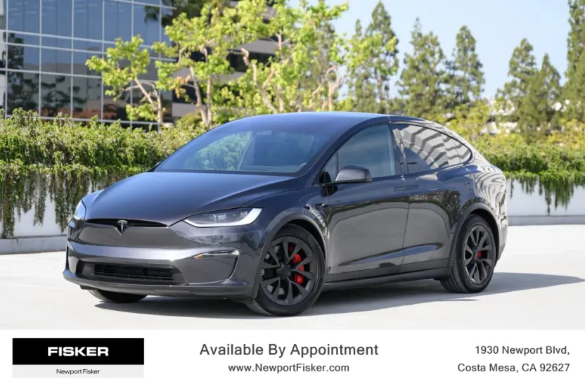 2024 Tesla Model X Plaid photo 1