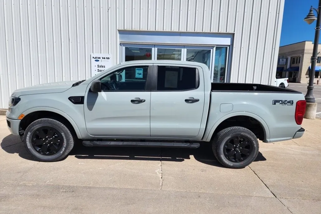 2023 Ford Ranger XLT photo 1