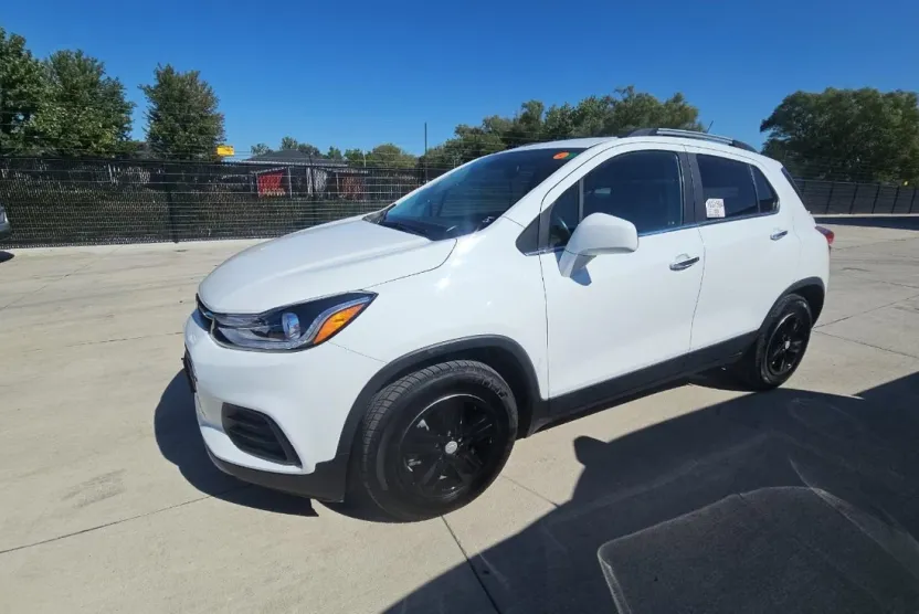 2019 Chevrolet Trax LT photo 1