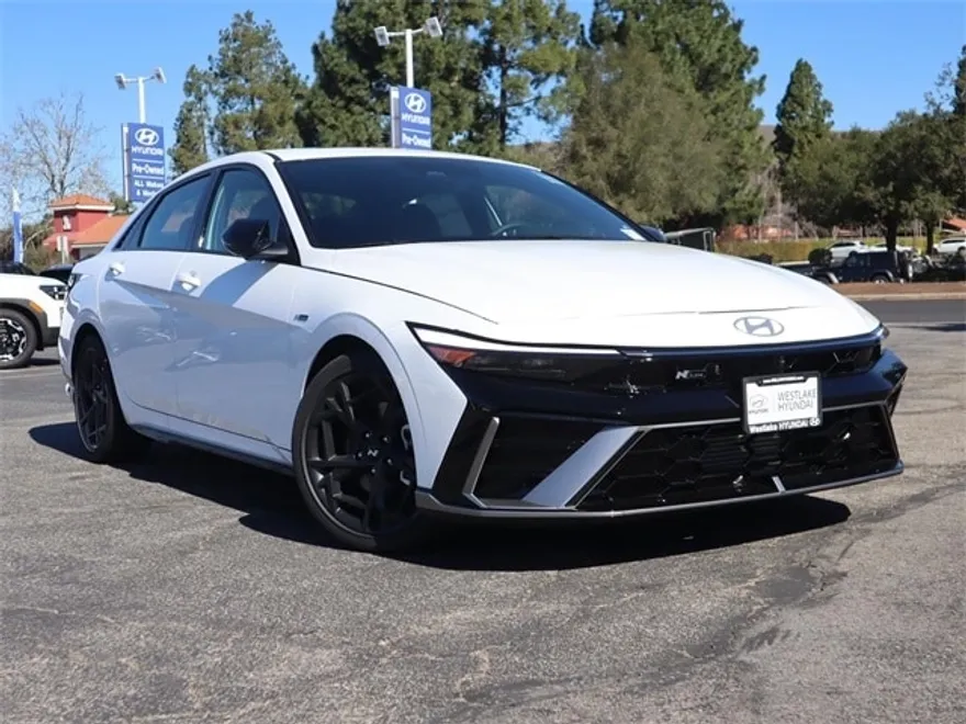 2025 Hyundai Elantra N Line photo 1