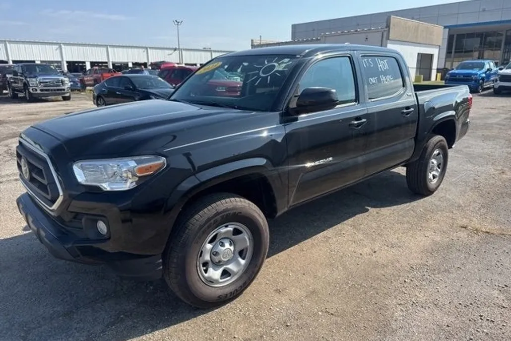 2023 Toyota Tacoma SR5 photo 1