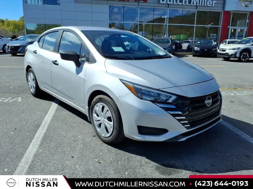 2025 Nissan Versa S photo 1