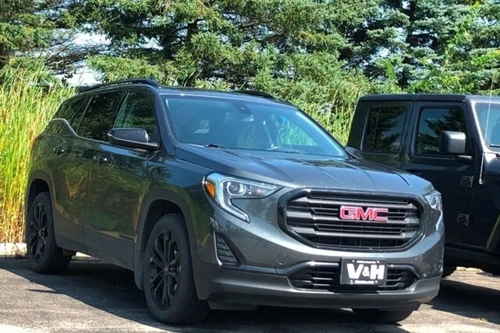 2021 Gmc Terrain SLE photo 1