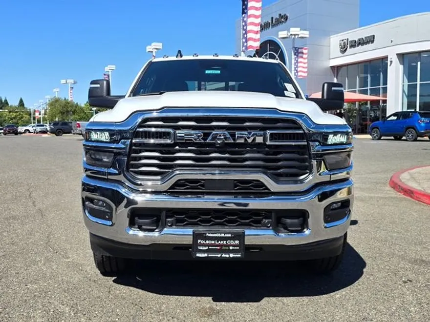 2025 Ram 3500 Tradesman photo 1