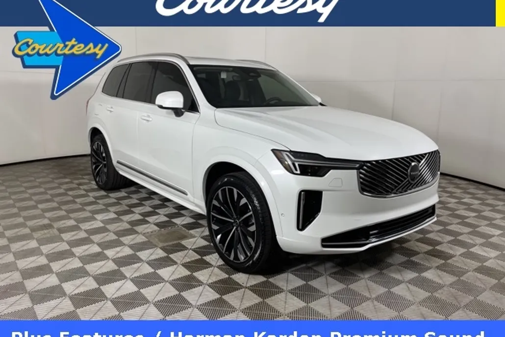 2025 Volvo XC90 T8 AWD Plus photo 1