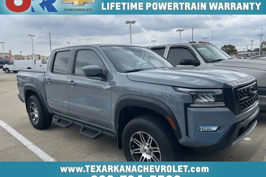 2023 Nissan Frontier PRO-4X photo 1